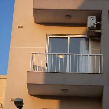 Montville * Marsaskala